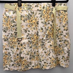 NWOT Beautiful floral mini skirt perfect for summer time fun!